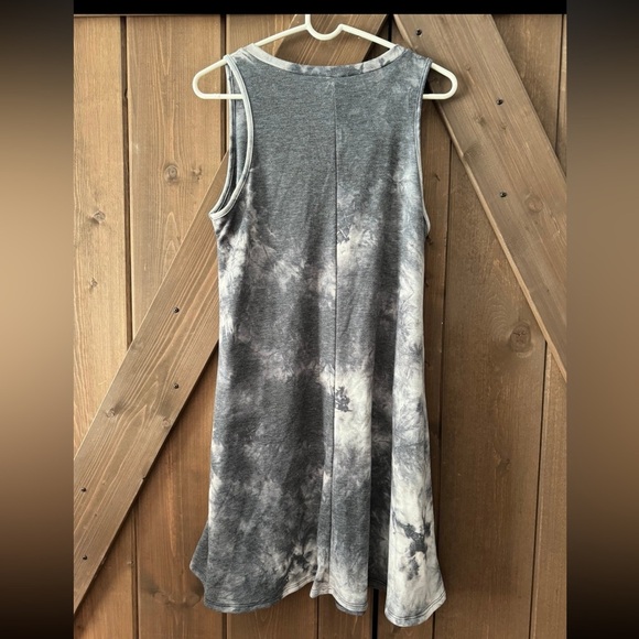 Sweet Adeline Grey White Tie Dye Side Pockets Midi Dress• Medium - Picture 3 of 7